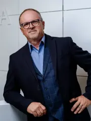 MUDr. Jiří Doležal